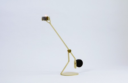 創(chuàng)意平衡燭臺(tái)