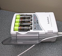 USB充電創(chuàng)意電池