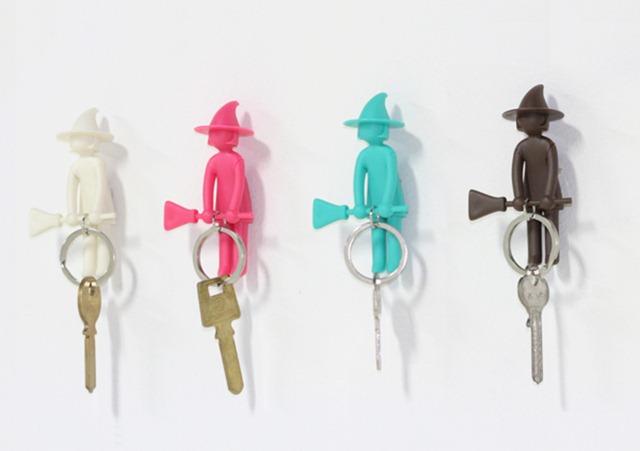 可愛的女巫鑰匙扣