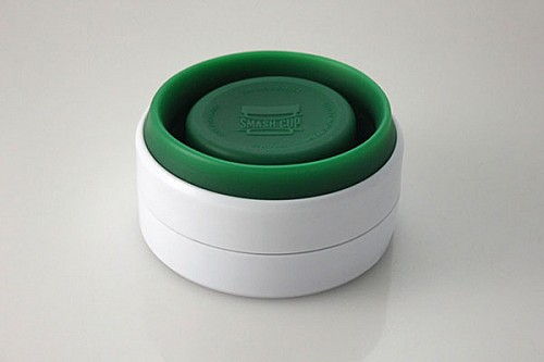 便攜式可折疊創(chuàng)意水杯(Smash Cup)圖2 便攜式可折疊創(chuàng)意水杯(Smash Cup)圖2