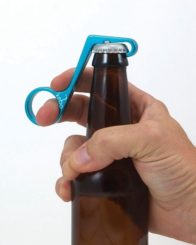 解放雙手:創(chuàng)意單手啤酒開瓶器 圖三 解放雙手:創(chuàng)意單手啤酒開瓶器 圖三