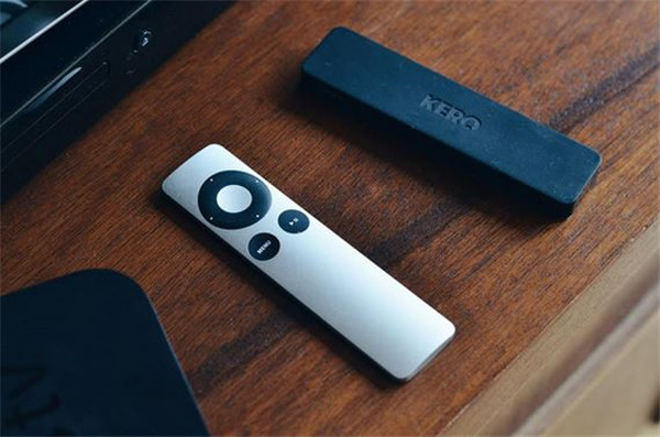 迷你可吸附移動電源 圖三