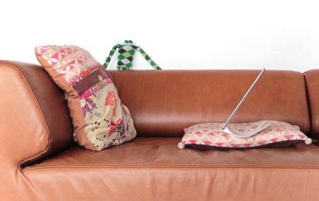 極簡主義的Ipad支架(YOHANN)圖四 極簡主義的Ipad支架(YOHANN)圖四