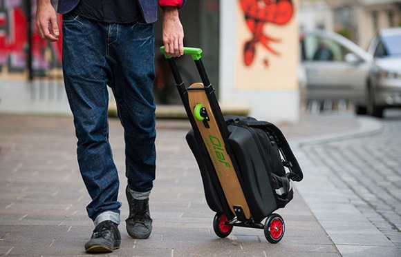 出行必備：滑板背包 圖六