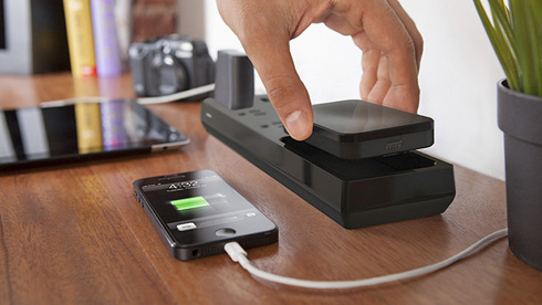 裝在插座里的移動(dòng)電源（Pickup Power）圖三