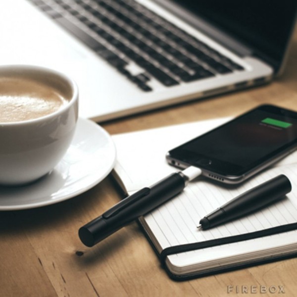 應(yīng)急式鋼筆移動電源 圖二 應(yīng)急式鋼筆移動電源 圖二