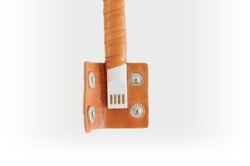 純手工打造皮革數(shù)據(jù)線手鐲 圖四