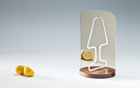 鏡面投影臺燈 圖三 鏡面投影臺燈 圖三