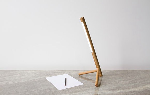 極簡木元素臺燈（Dowel Lamp）