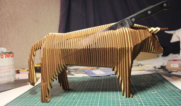 創(chuàng)意斗牛刀架