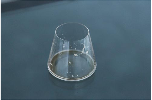 富士山形狀的啤酒酒杯