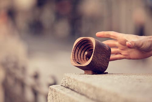 極簡(jiǎn)木質(zhì)擴(kuò)音器（Trobla）