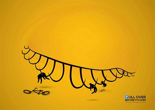 自行車交通安全插畫海報(bào)設(shè)計(jì)