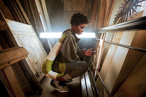 發(fā)光挎包（Disaster Gobag）