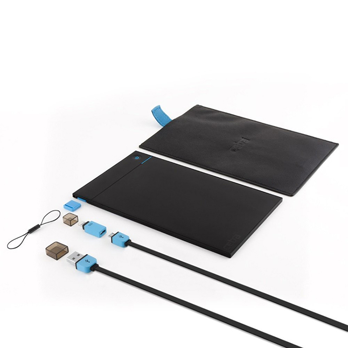 薄到極致的的移動電源