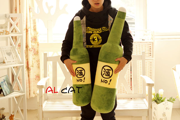 個(gè)性啤酒瓶抱枕