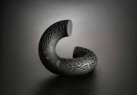 可以扭轉的圓圈音箱