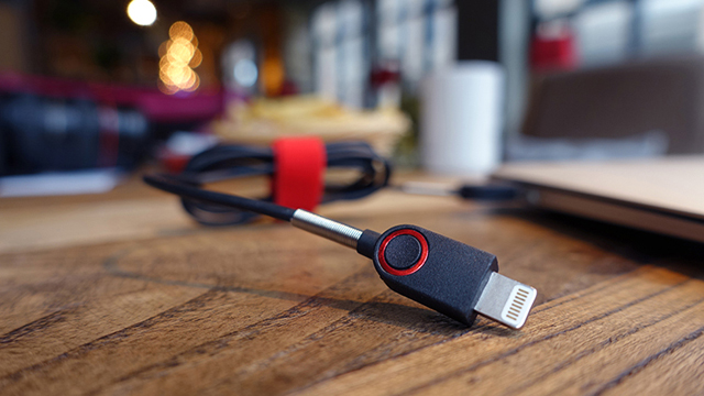 不易折斷的iPhone數(shù)據(jù)線