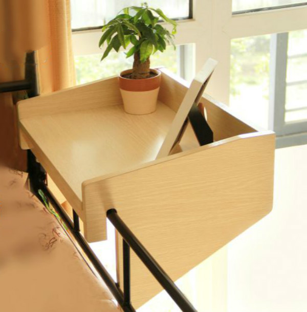 掛在上鋪的創(chuàng)意桌子（Cloudesk）