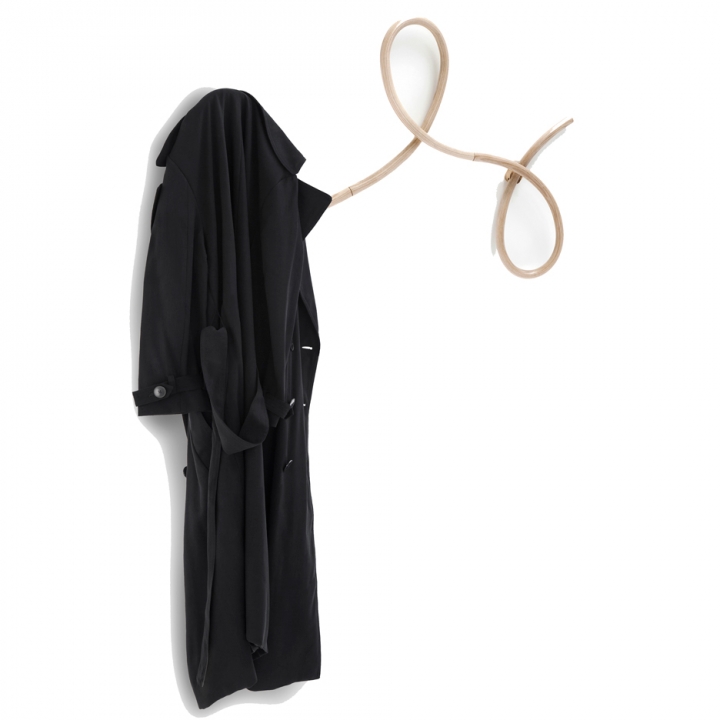 丹麥自由舞者創(chuàng)意衣架(Waltz)圖二 丹麥自由舞者創(chuàng)意衣架(Waltz)圖二